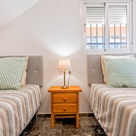 Carvajal Luxury Apartments - Free Parking Fuengirola Δωμάτιο φωτογραφία
