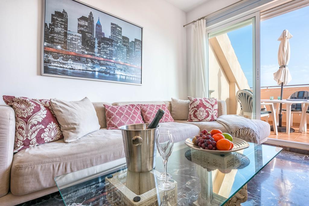 Carvajal Luxury Apartments - Free Parking Fuengirola Εξωτερικό φωτογραφία